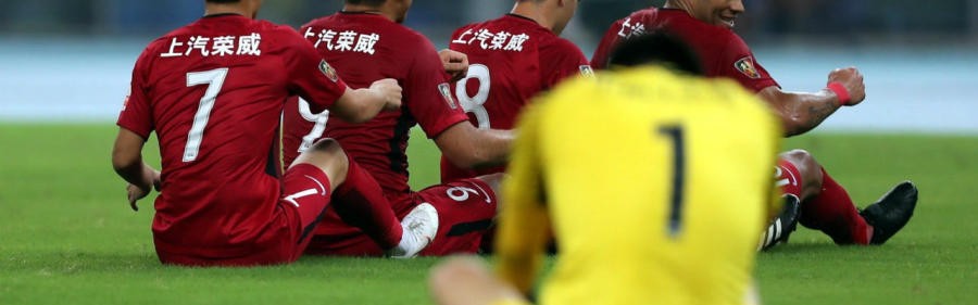 德甲多特补时争议头球绝杀拜仁终结四连胜登顶引热议